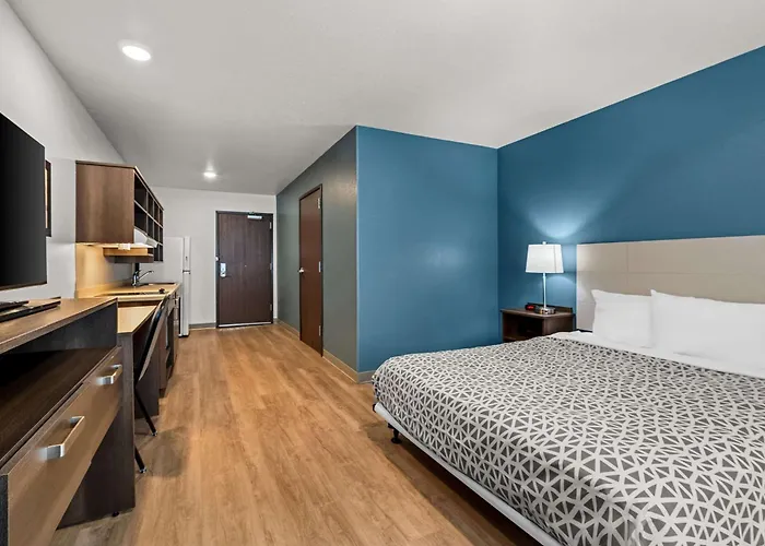 Hotel Woodspring - Rockford Loves Park